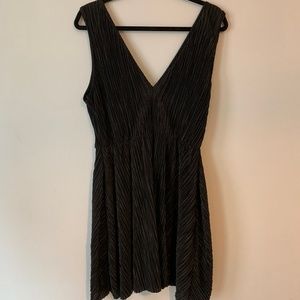 Black Sleeveless A-Line Stretch Deep V Dress